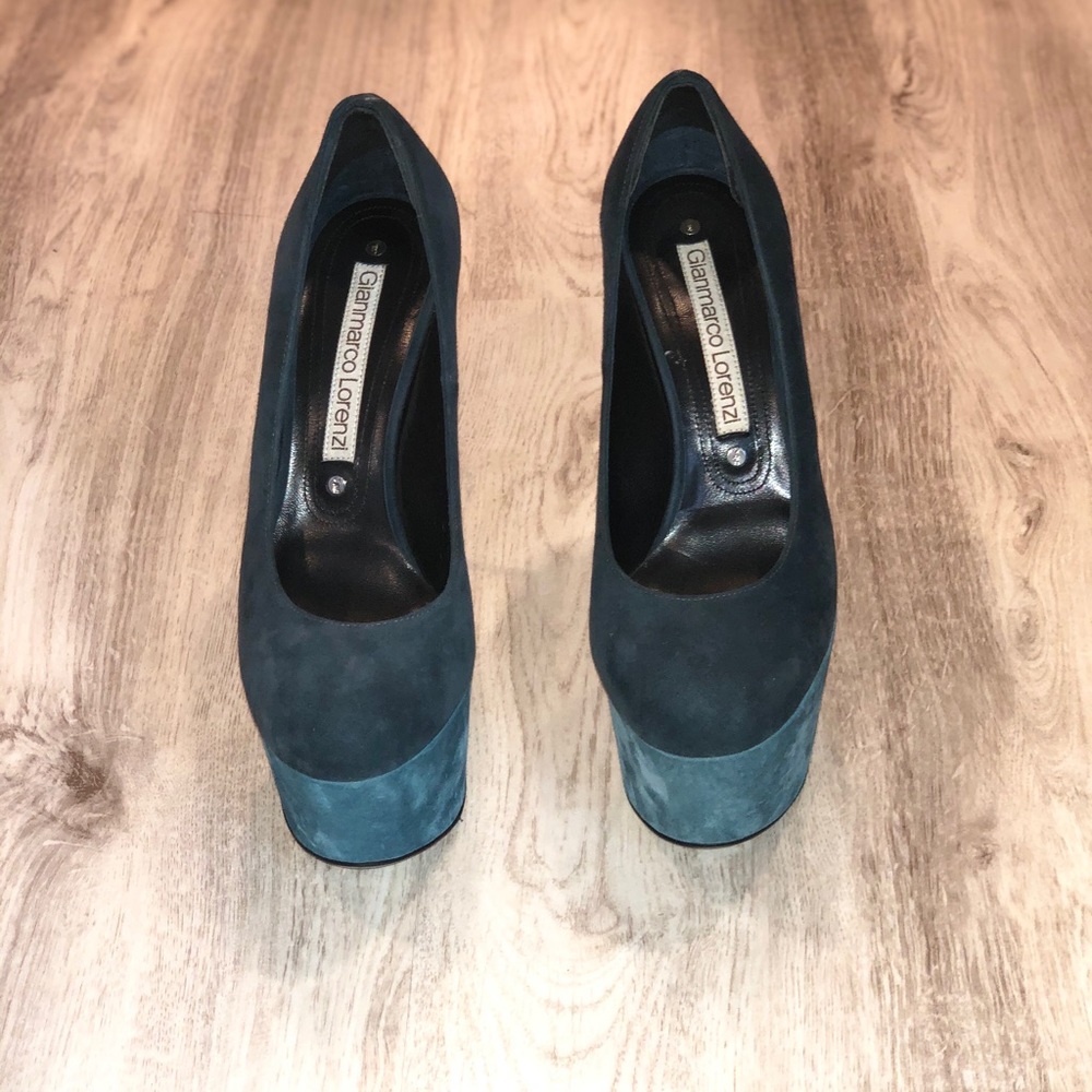 Women heels